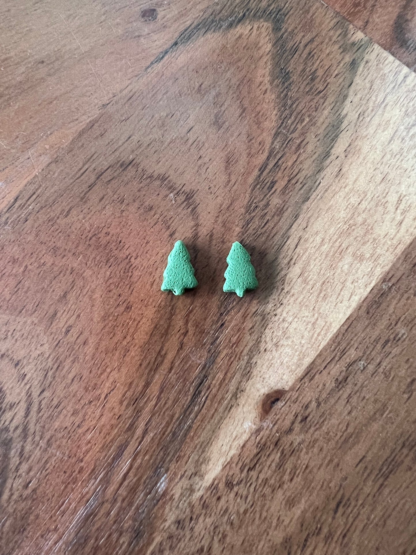 christmas tree studs