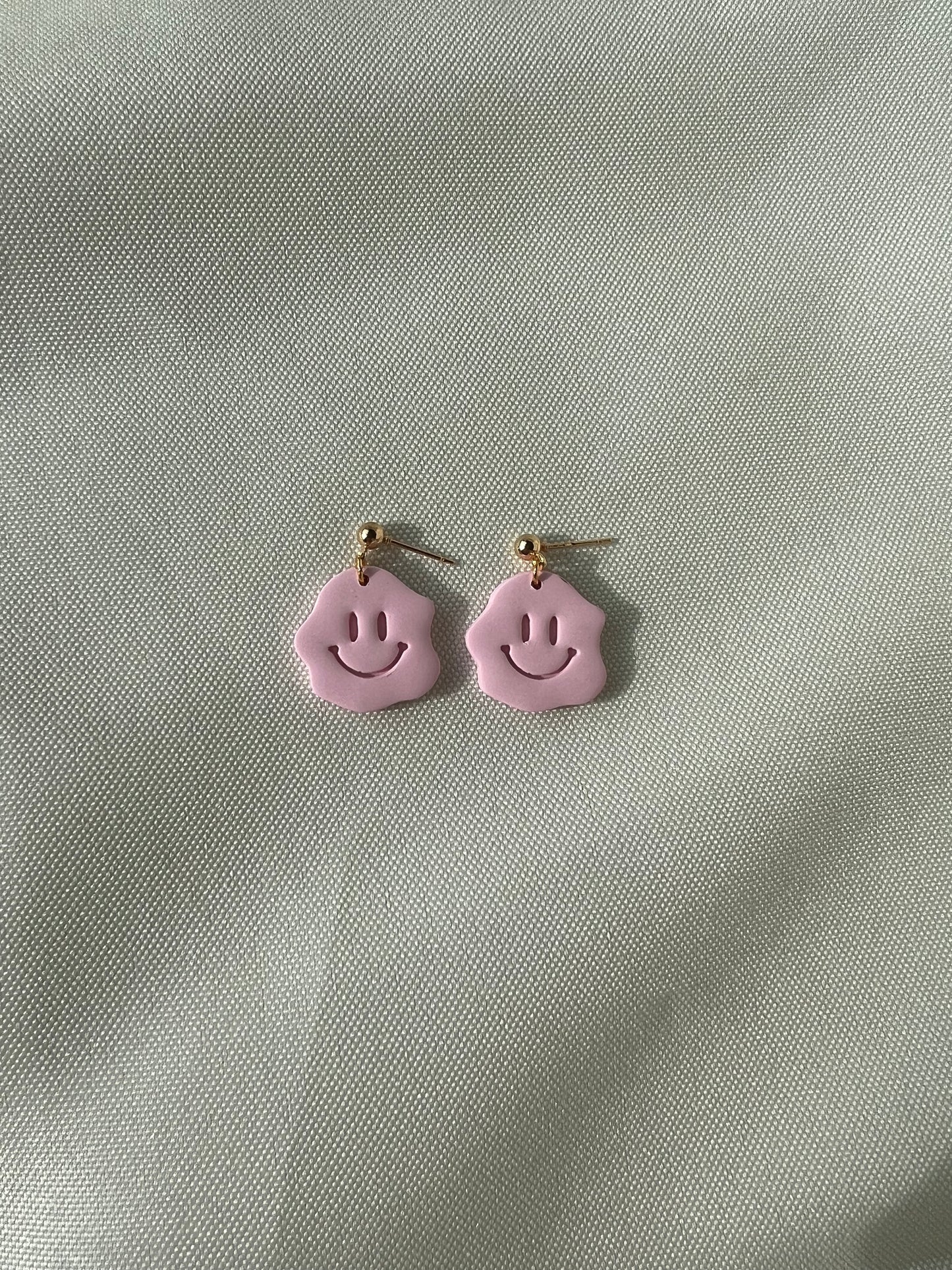 pink smiley face